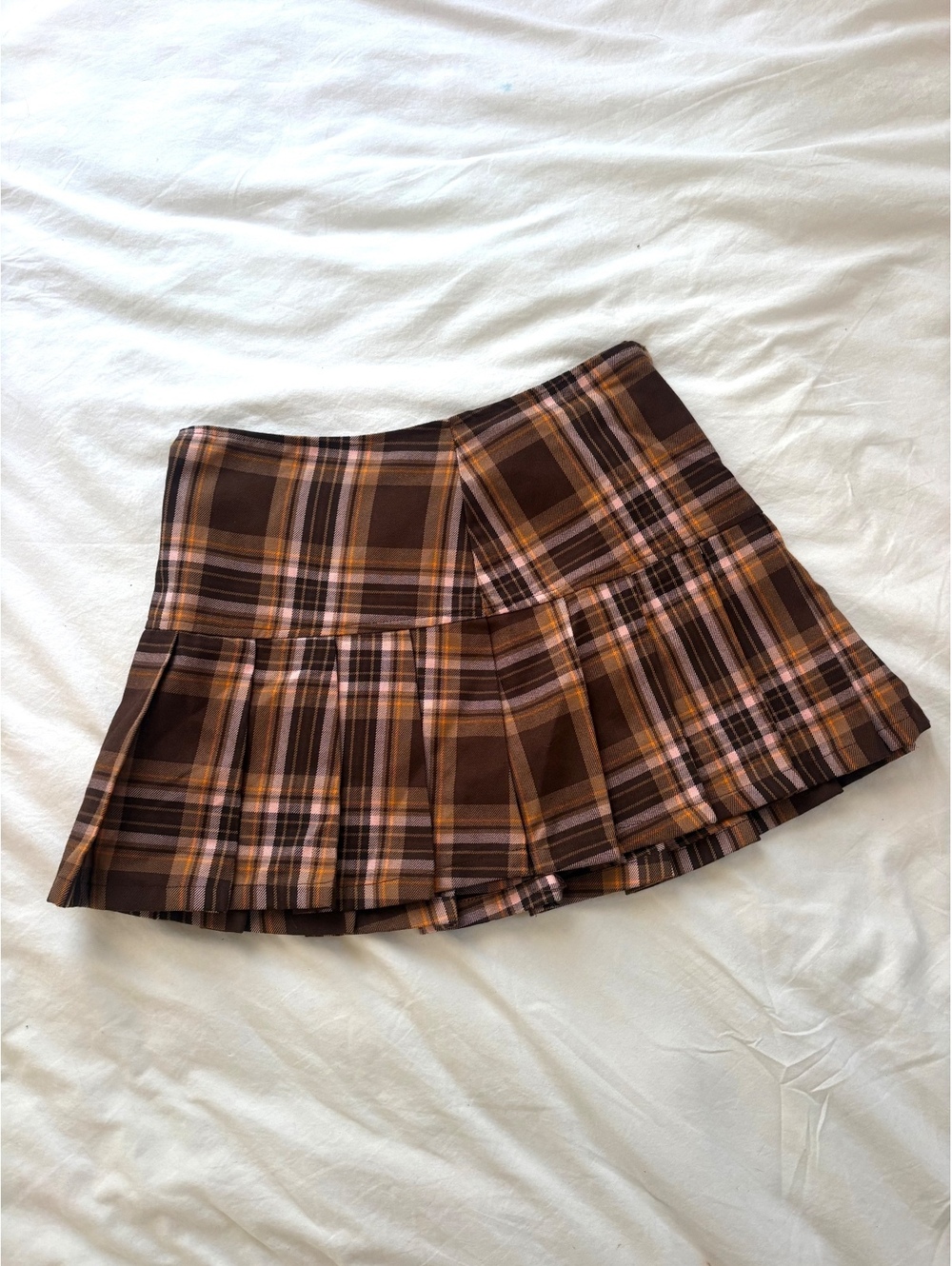super cute vintage 2000s y2k brown + pink pleated plaid mini skirt